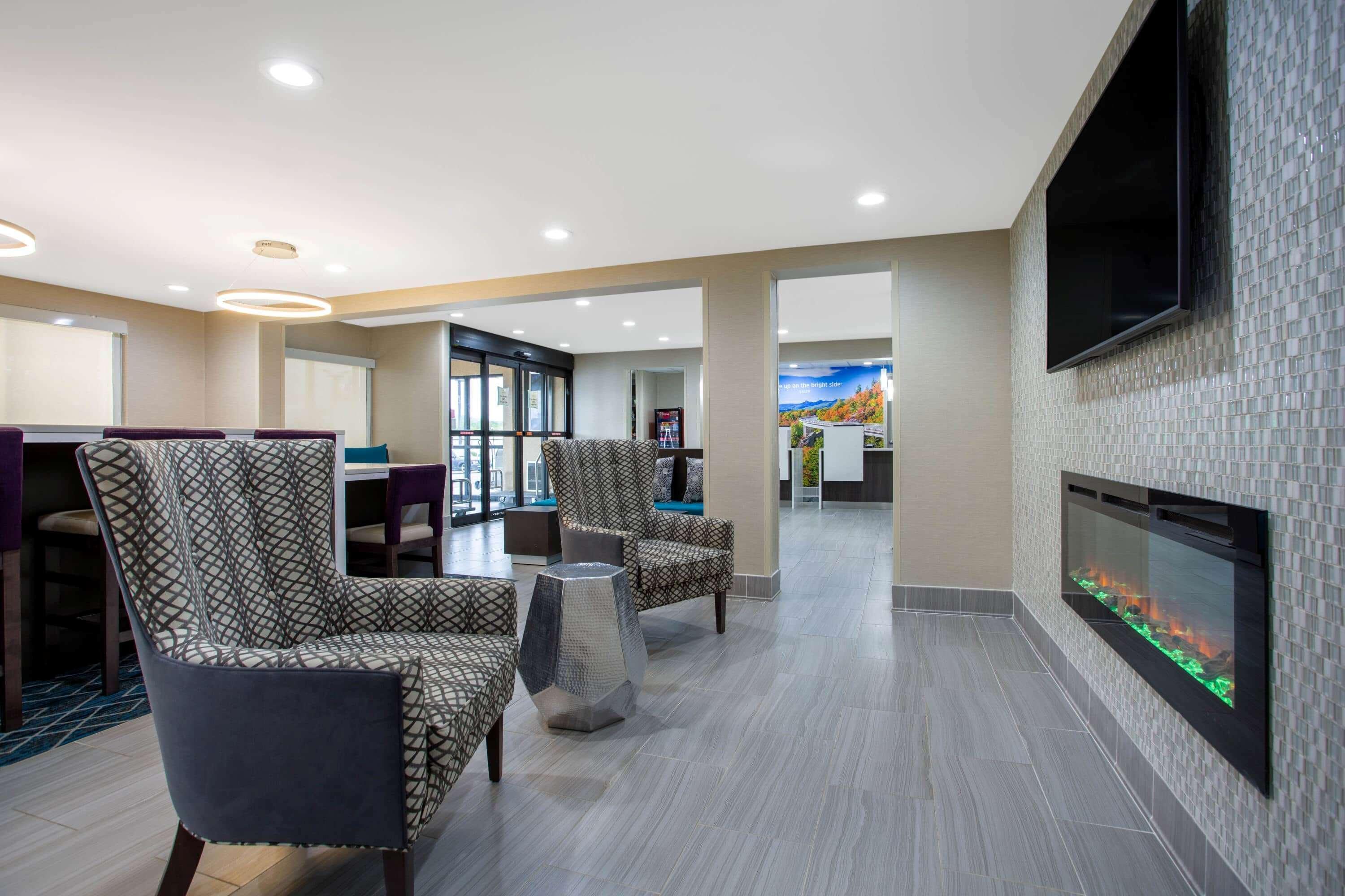 La Quinta Inn By Wyndham Roanoke Σάλεμ Εξωτερικό φωτογραφία